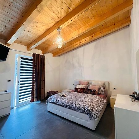 Casa Feby Appartement Aosta Buitenkant foto